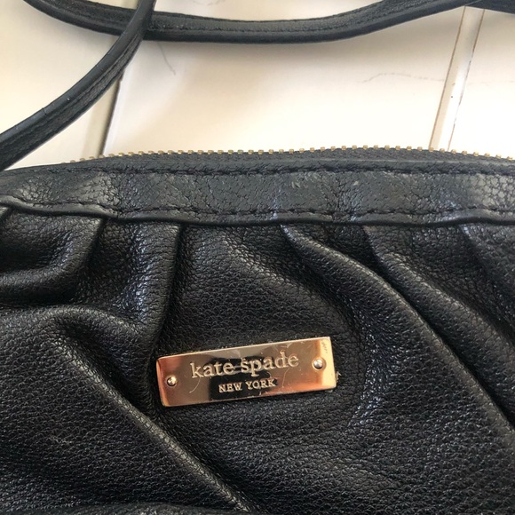 Black Leather Kate Spade ♠️ Cross body - Picture 3 of 4